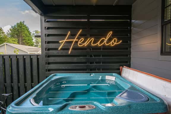 Ecusta Hideaway - Image 1