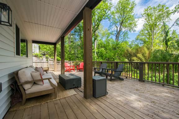 White Pine Treehouse  - Image 2