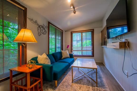 Huckleberry Cottage
