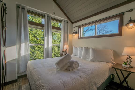 Skyview Cottage