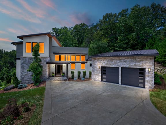 Modern Mountain